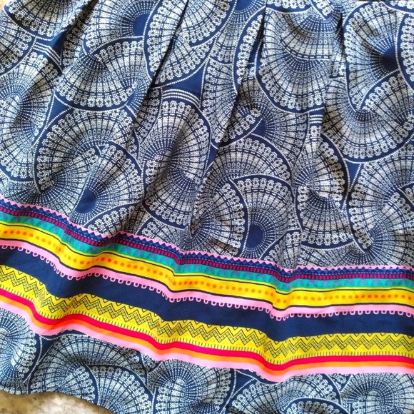 Blue Rain pleated multi-print skirt, size M - Picture 2 of 8